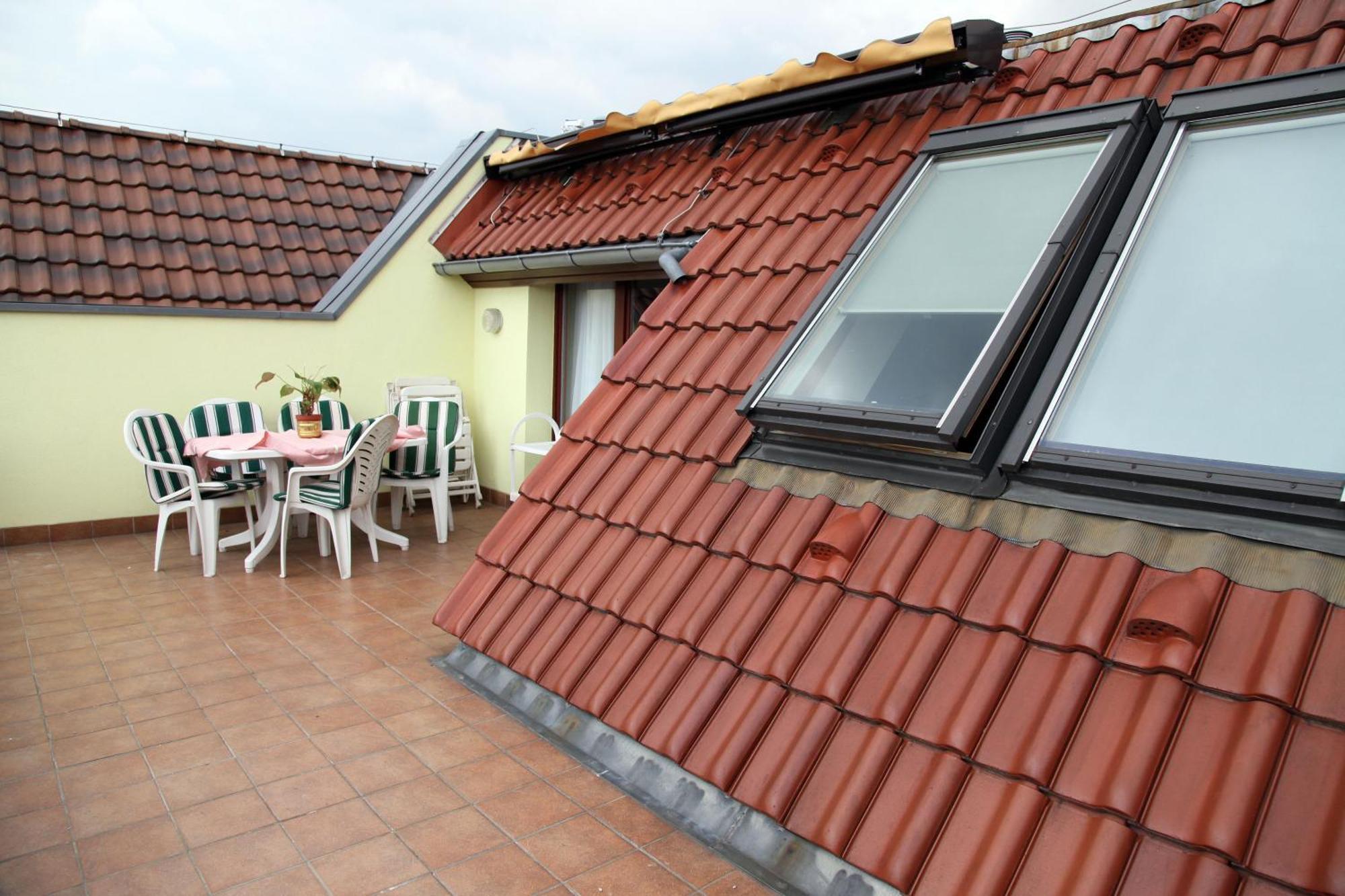 Pension Am Markt Lubben Luaran gambar